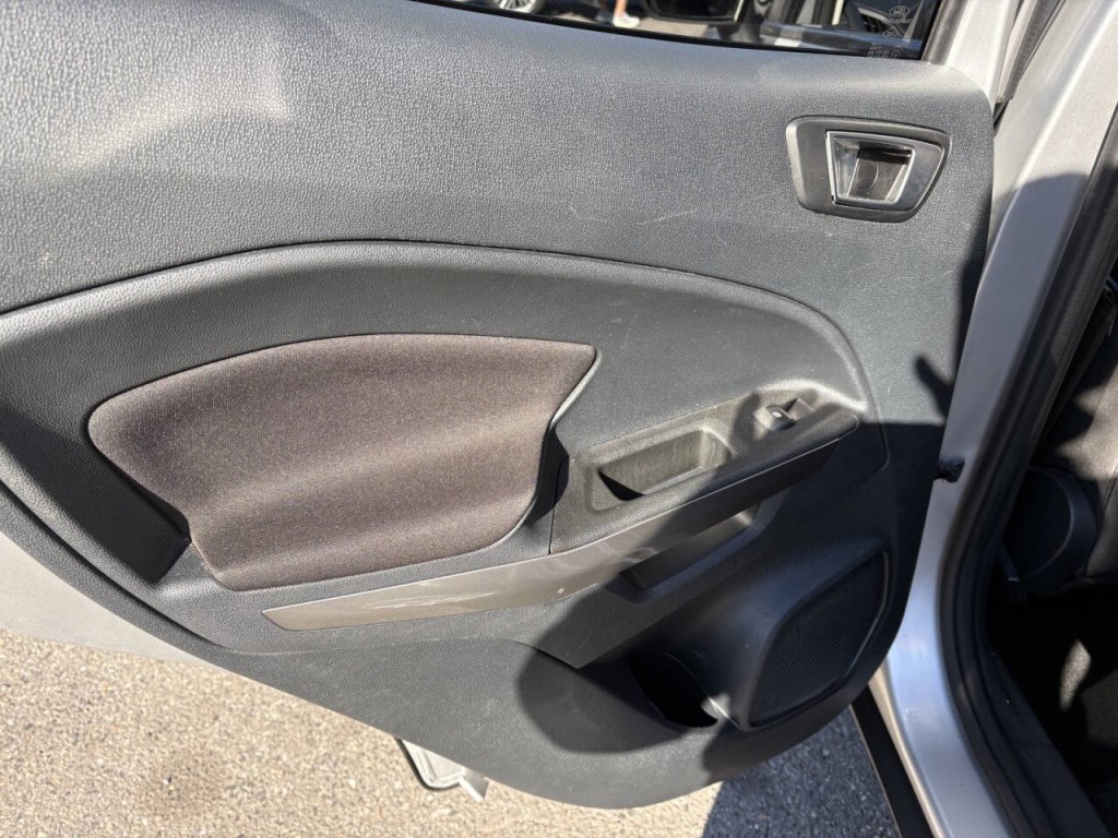 2018 Ford Econoline Image 24