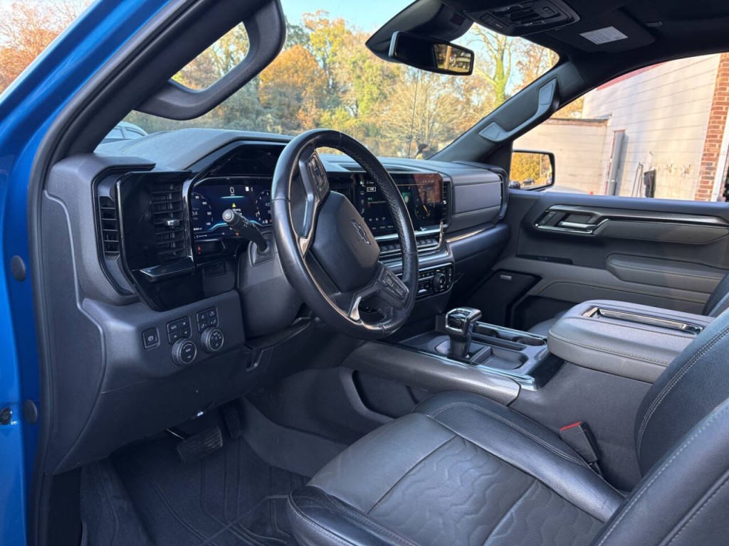 2022 Chevrolet Silverado 1500 Image 12