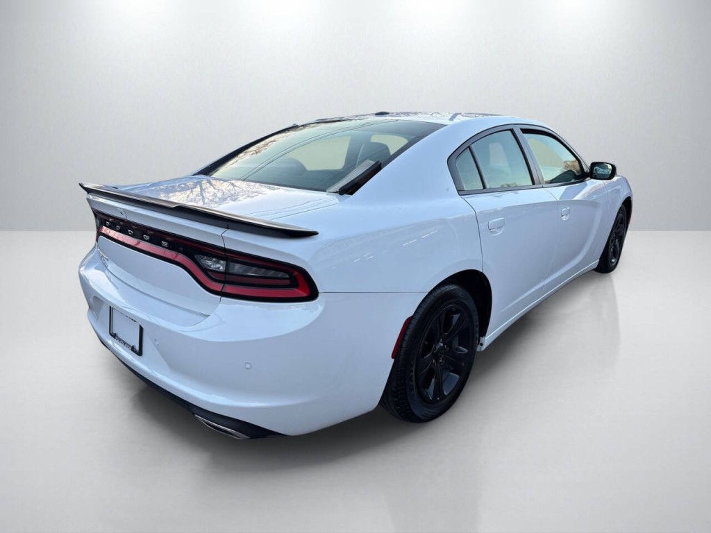 2021 Dodge Charger Image 7