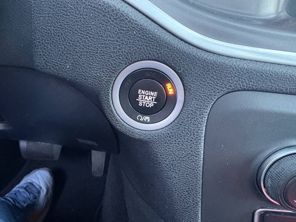 2021 Dodge Charger Image 18