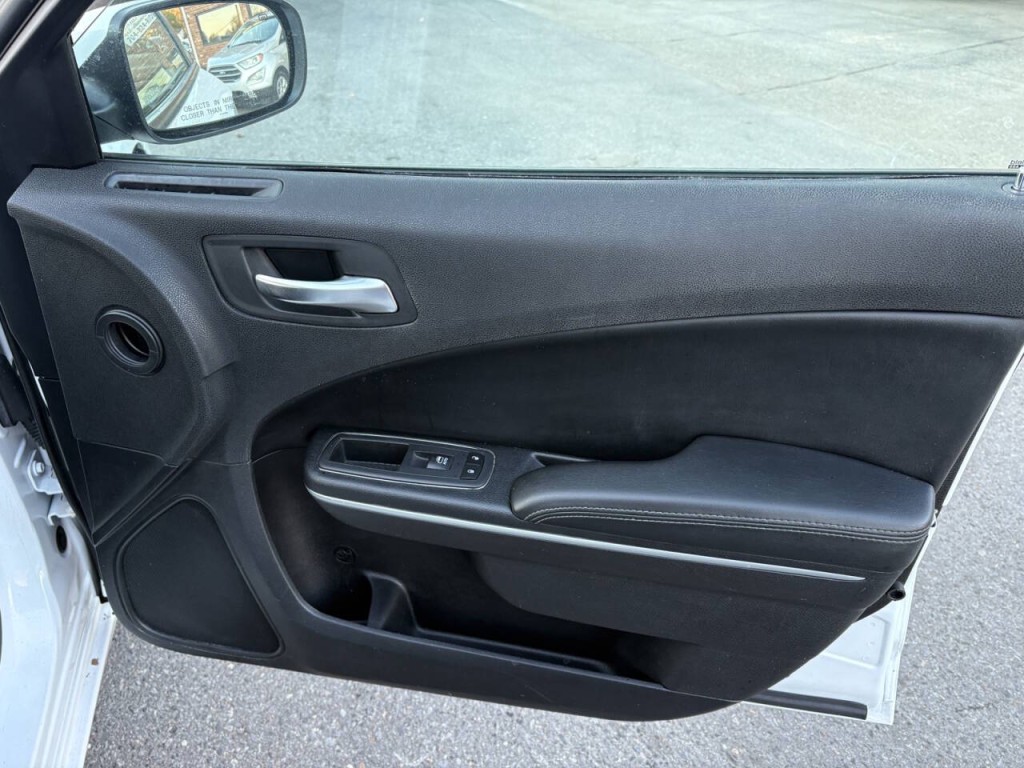 2021 Dodge Charger Image 26