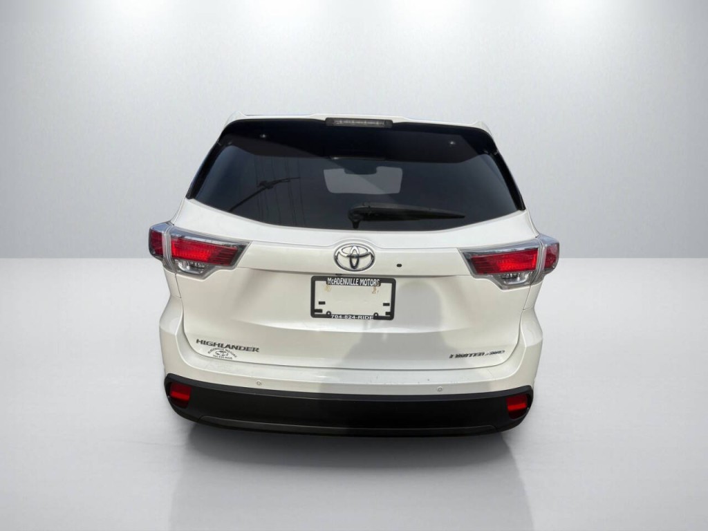 2016 Toyota Highlander Image 6