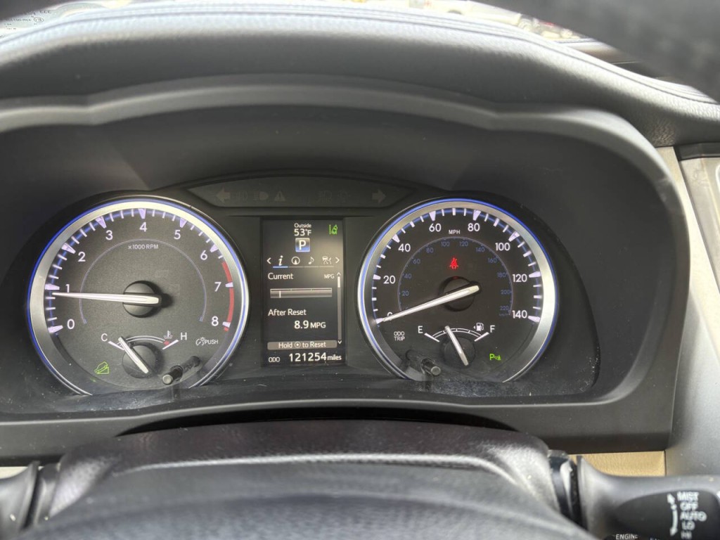 2016 Toyota Highlander Image 18