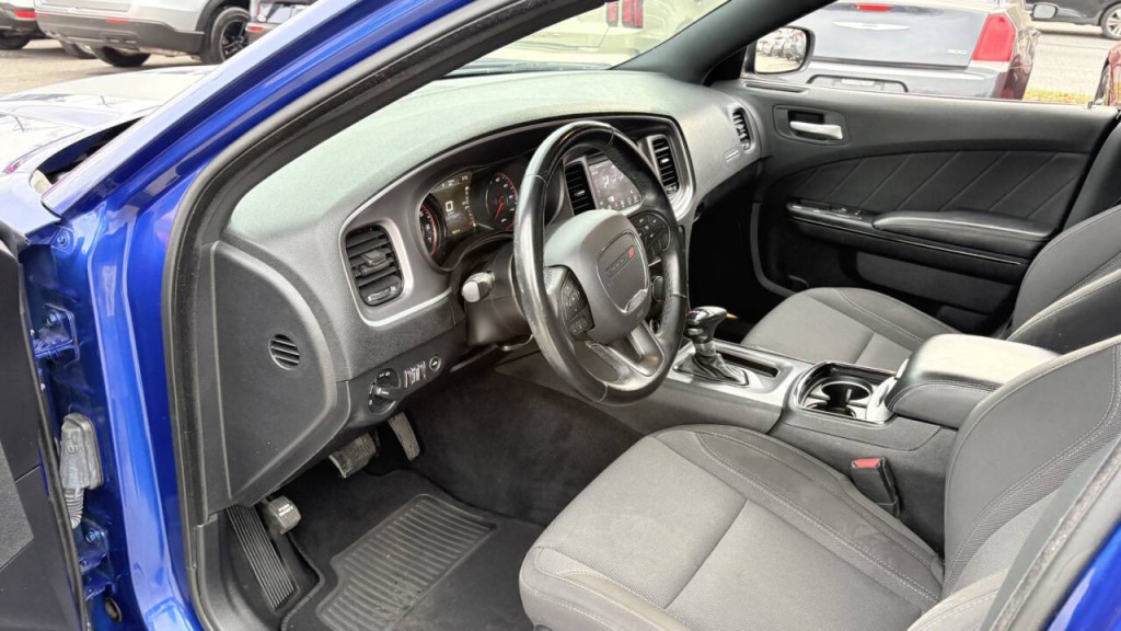 2019 Dodge Charger Image 11