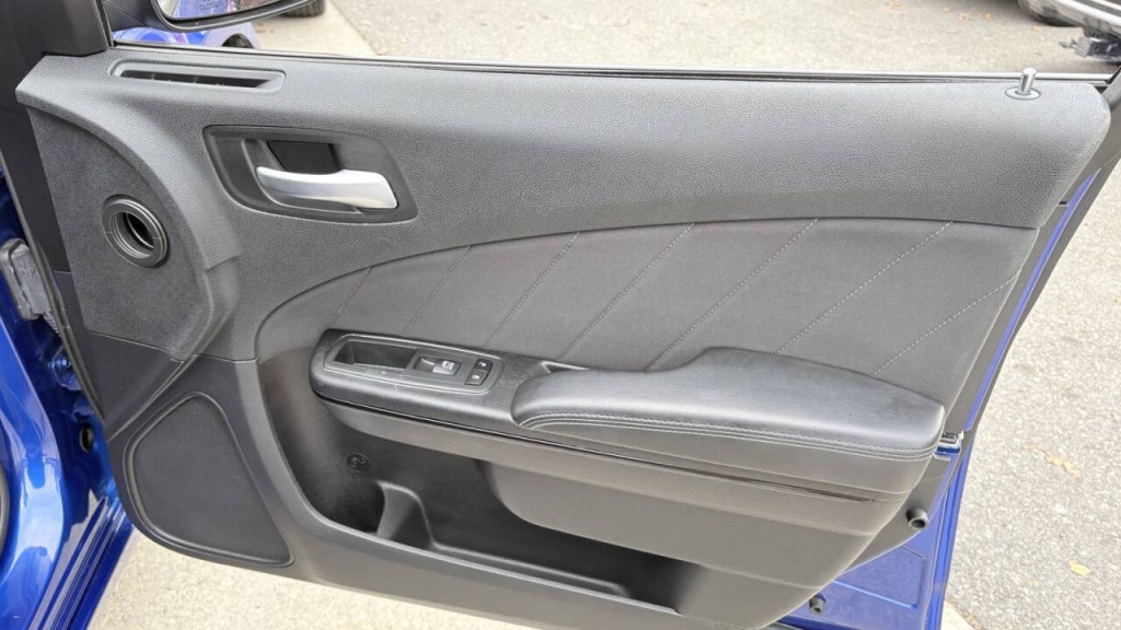 2019 Dodge Charger Image 25