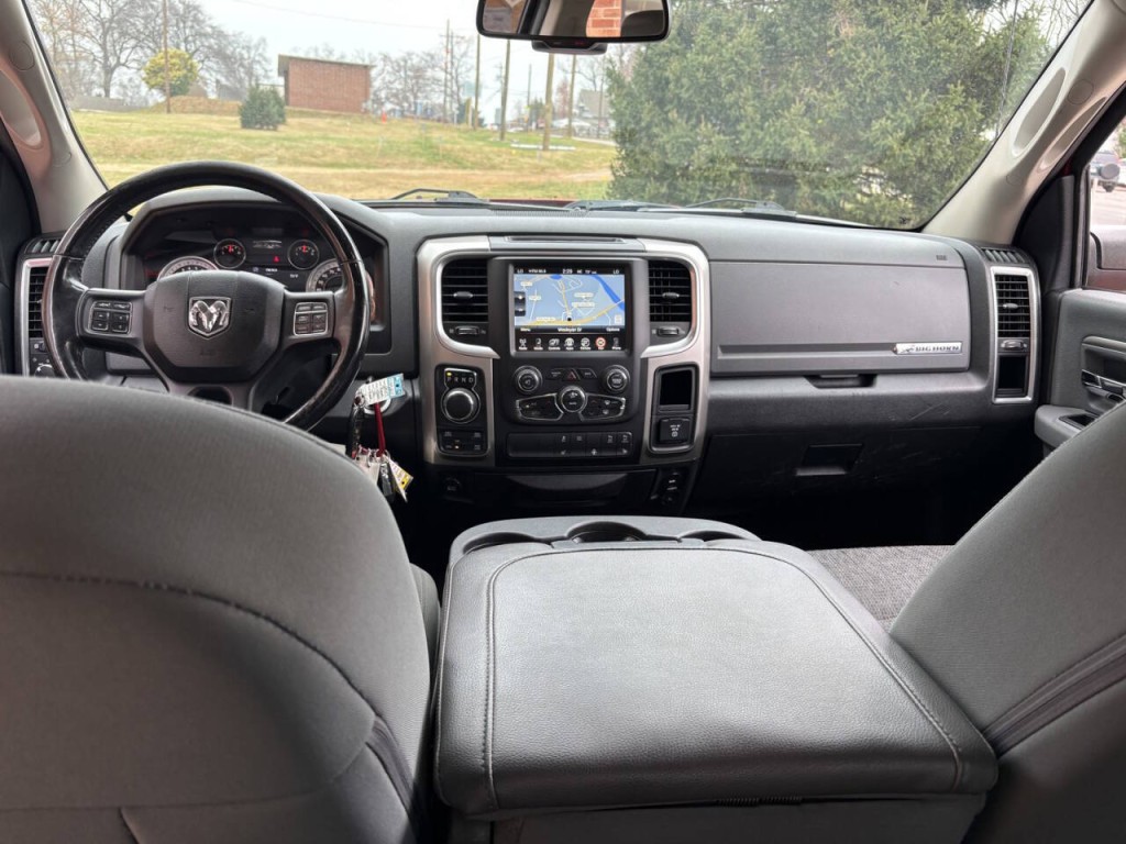 2017 RAM 1500 Image 22