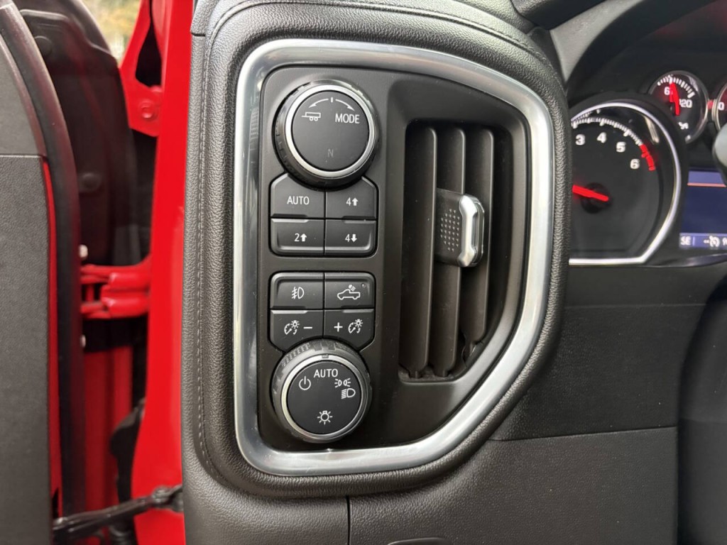 2019 Chevrolet Silverado 1500 Image 12