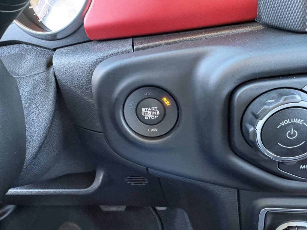 2021 Jeep Wrangler Unlimited Image 16