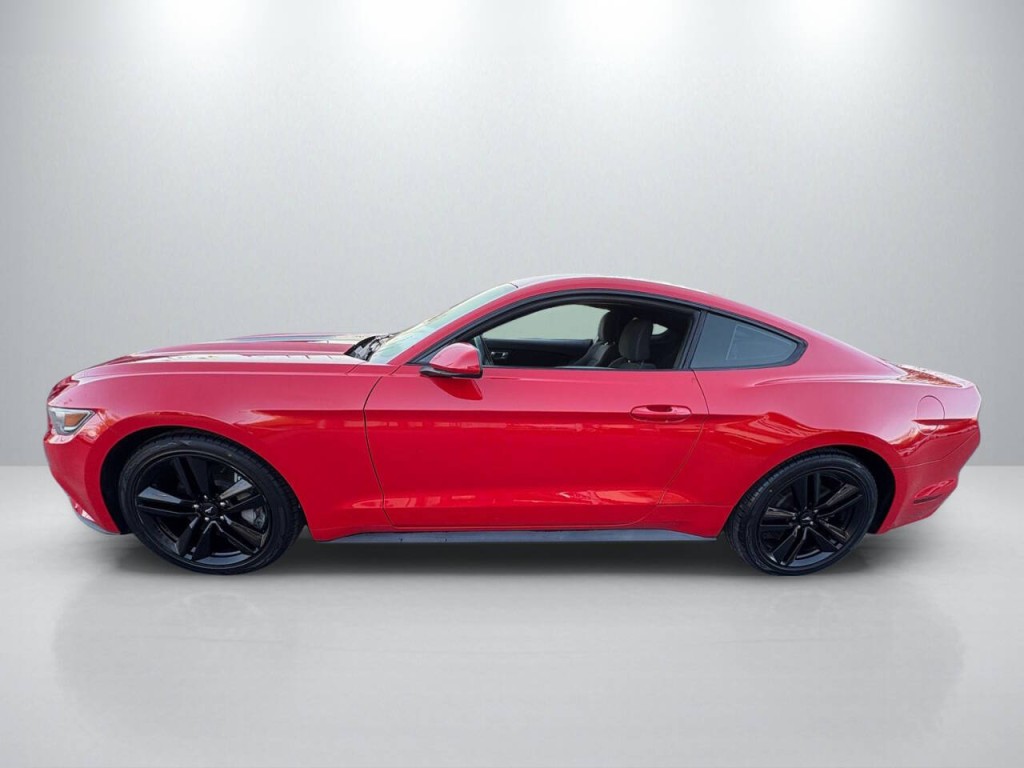 2017 Ford Mustang Image 4