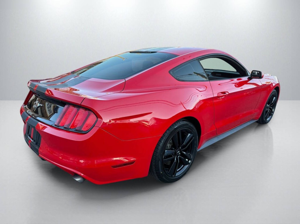 2017 Ford Mustang Image 7
