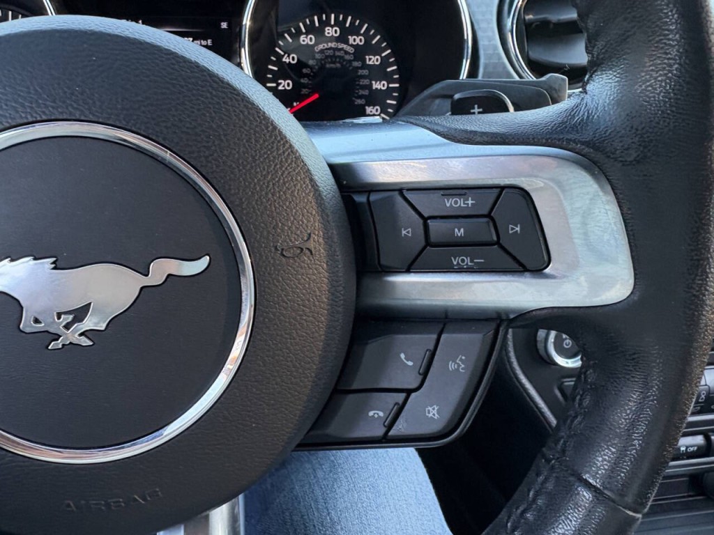 2017 Ford Mustang Image 13