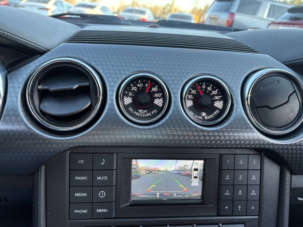 2017 Ford Mustang Image 19