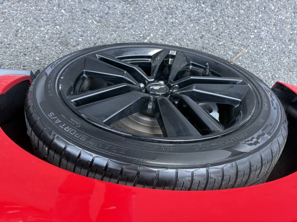 2017 Ford Mustang Image 26