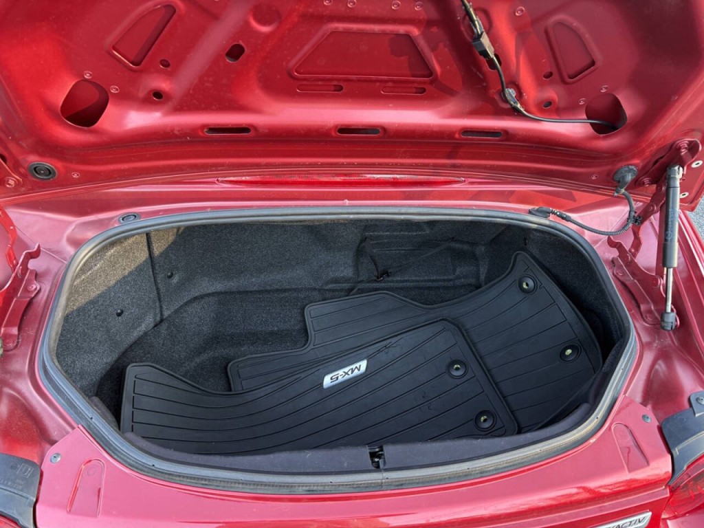2016 Mazda MX-5 Miata Image 24