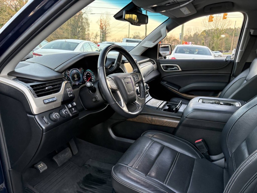 2019 GMC Yukon Image 12