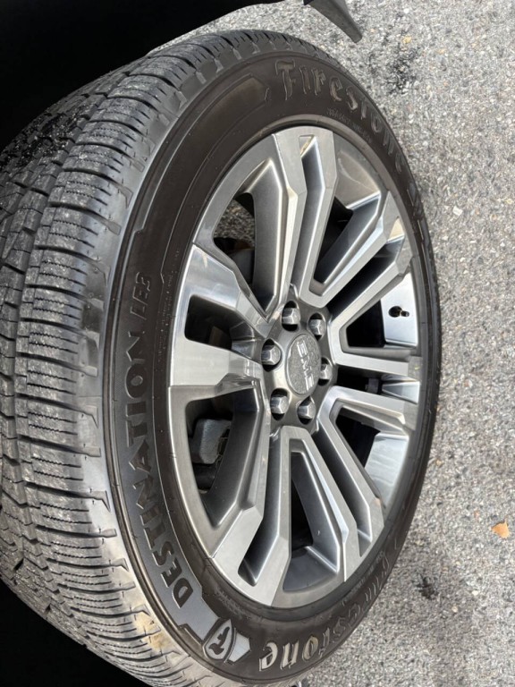 2019 GMC Yukon Image 35