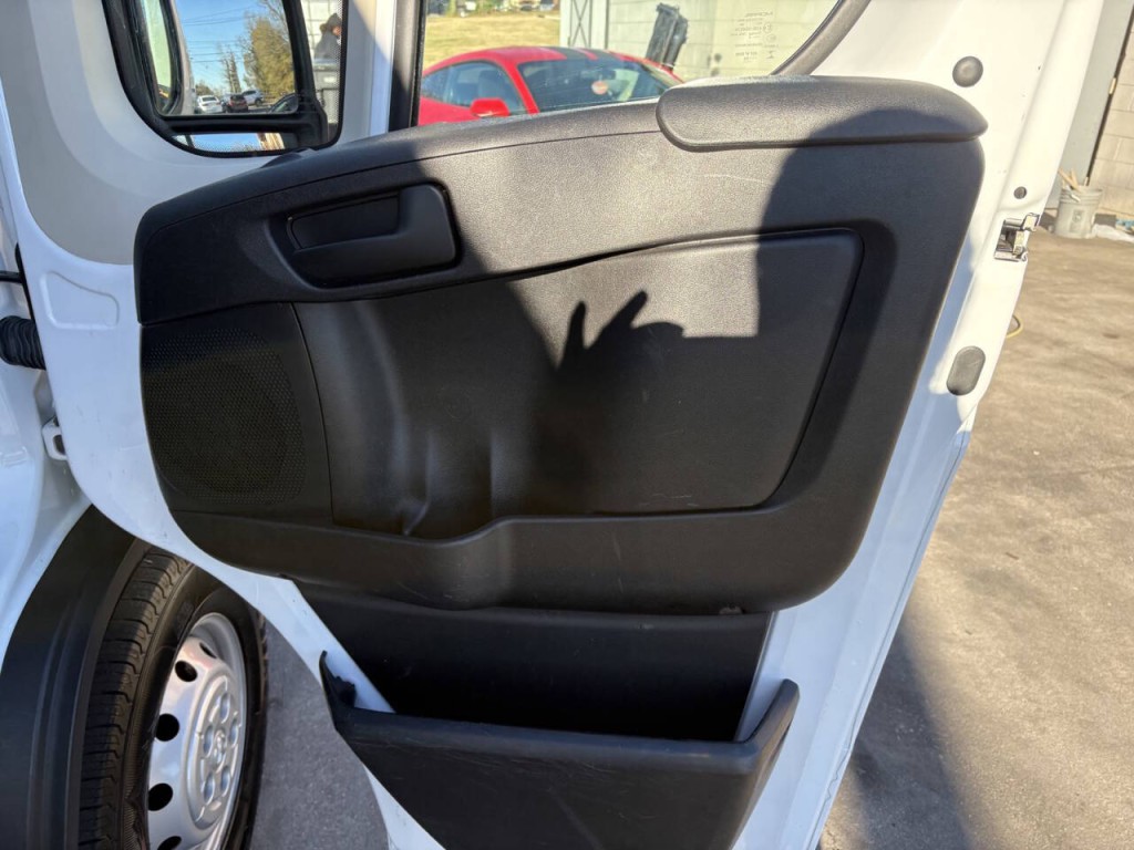 2020 RAM Promaster Image 9