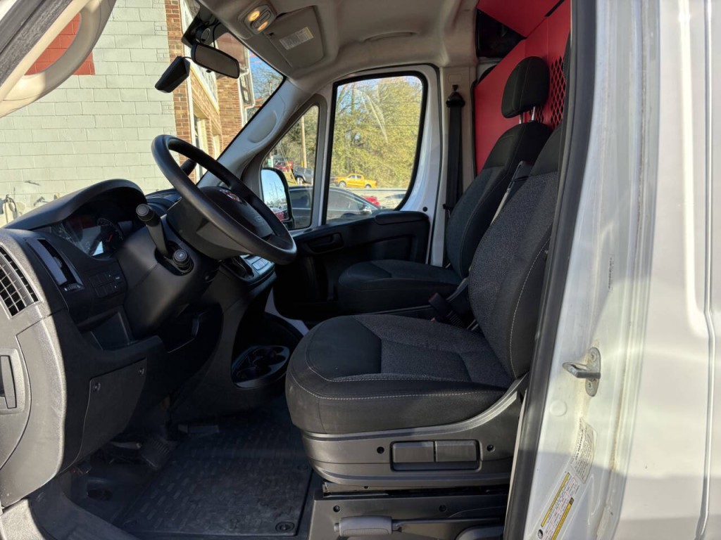 2020 RAM Promaster Image 17