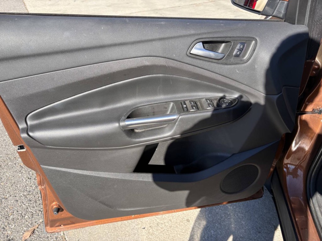 2017 Ford Escape Image 9