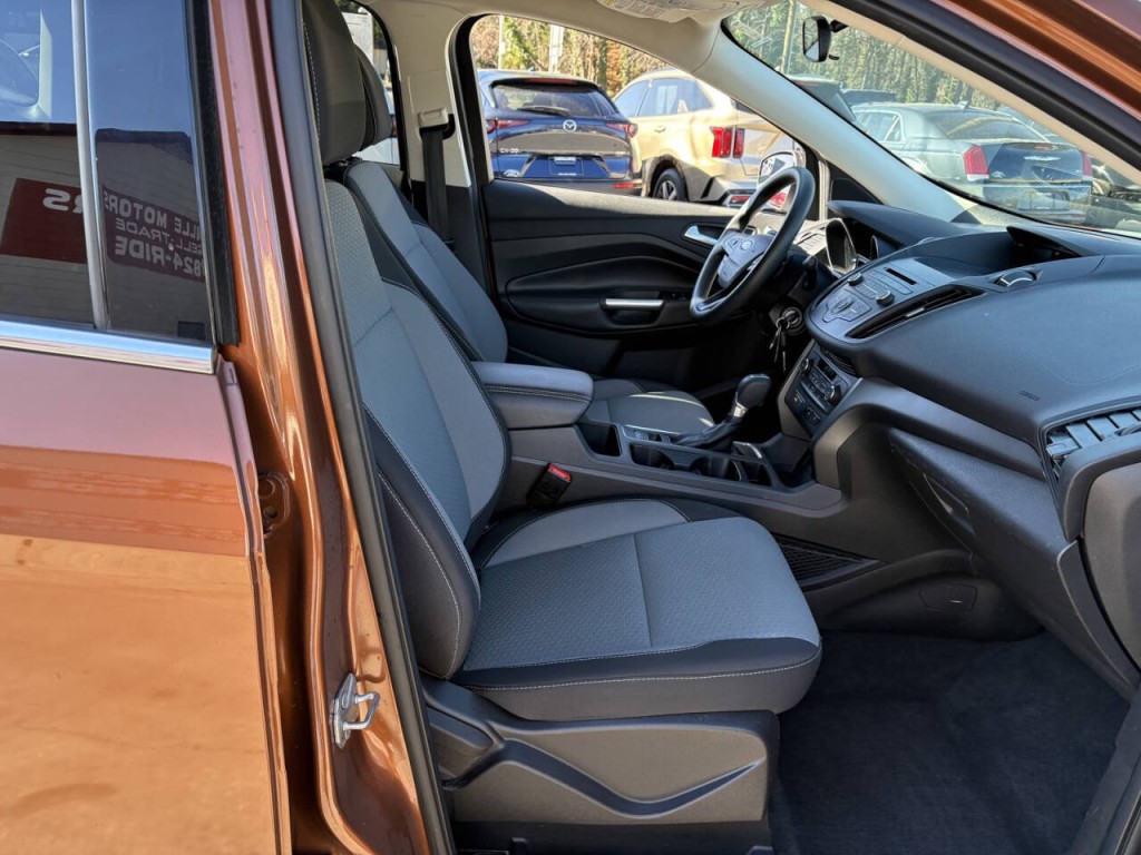 2017 Ford Escape Image 26