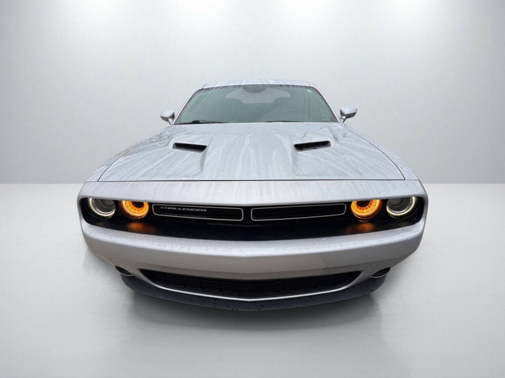 2020 Dodge Challenger Image 2