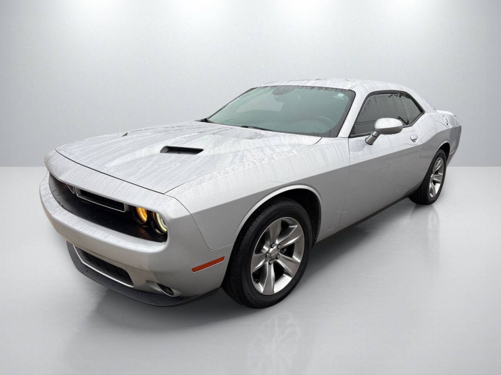 2020 Dodge Challenger Image 3