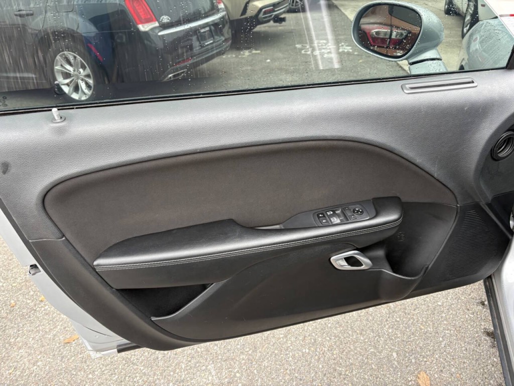 2020 Dodge Challenger Image 9