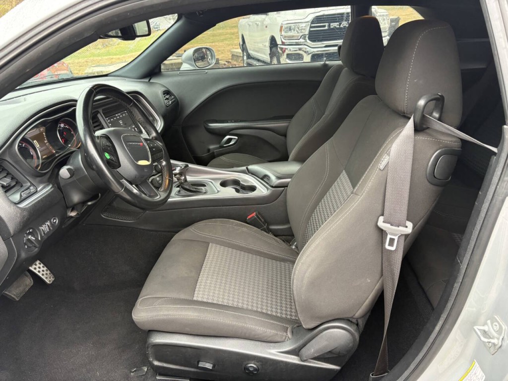 2020 Dodge Challenger Image 10