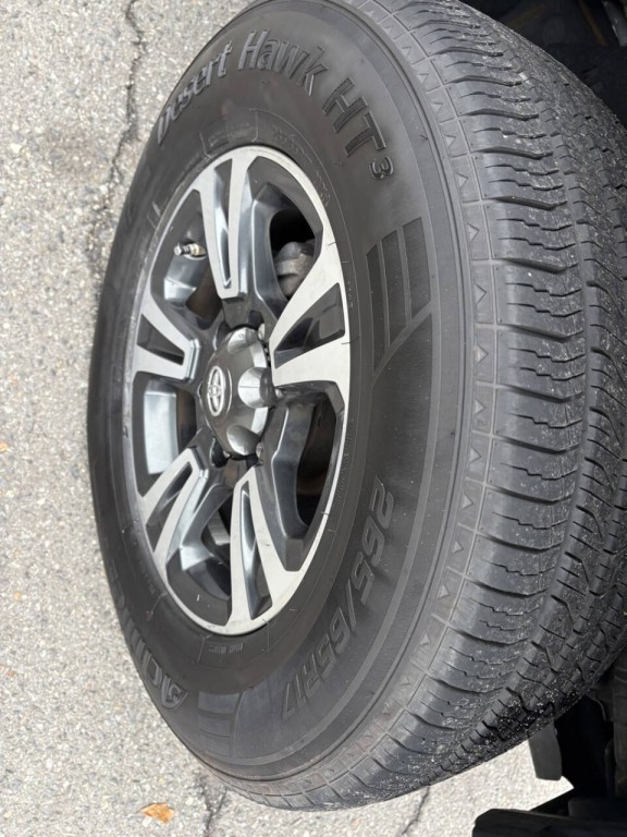 2019 Toyota Tacoma Image 31