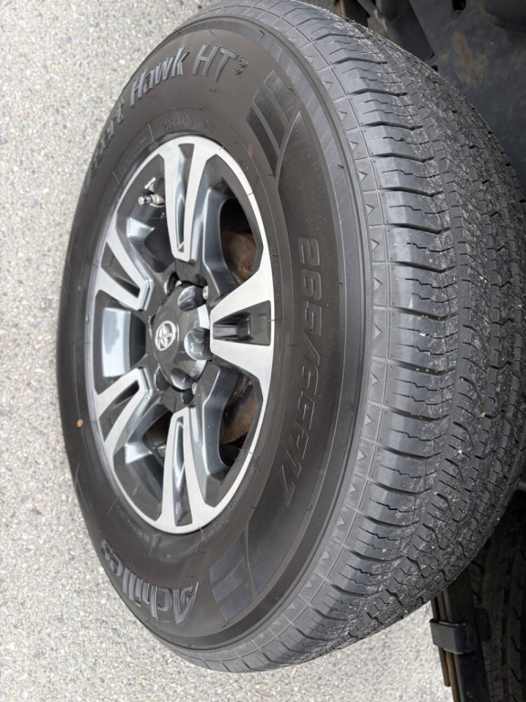 2019 Toyota Tacoma Image 33