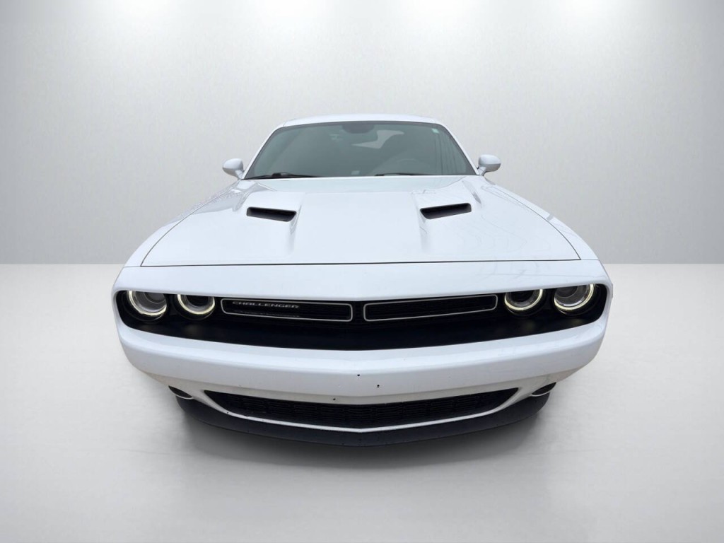 2021 Dodge Challenger Image 2
