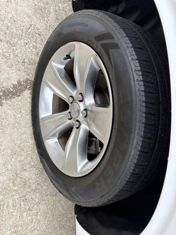 2021 Dodge Challenger Image 26