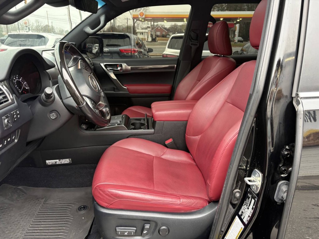 2022 Lexus GX 460 Image 12