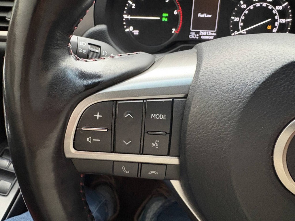 2022 Lexus GX 460 Image 17