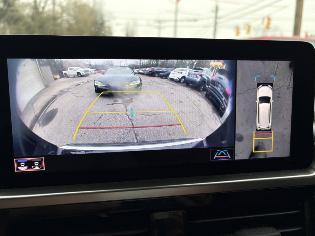 2022 Lexus GX 460 Image 21