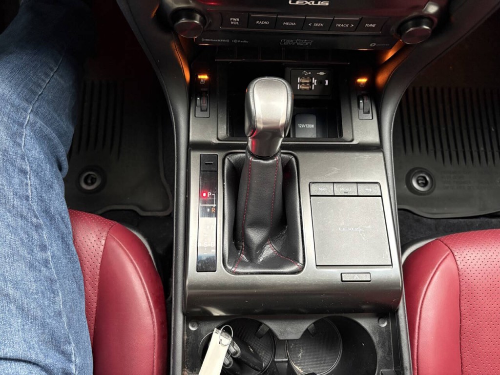 2022 Lexus GX 460 Image 24