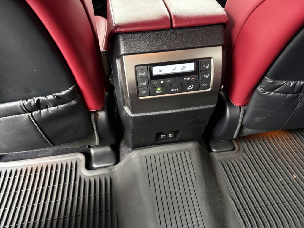 2022 Lexus GX 460 Image 27