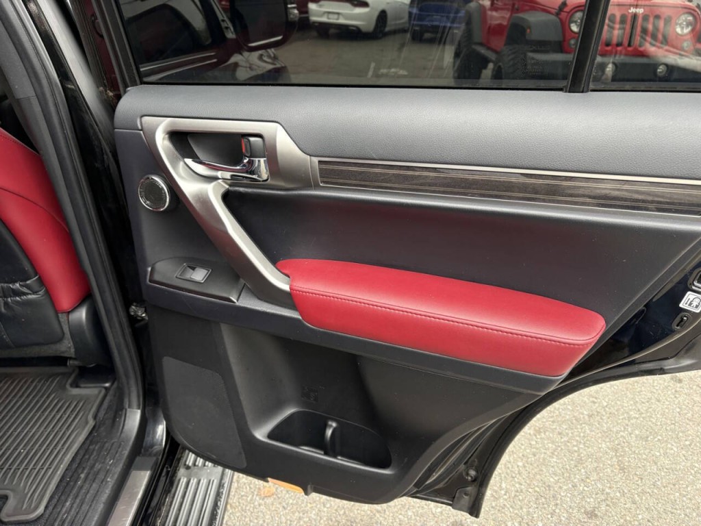 2022 Lexus GX 460 Image 35