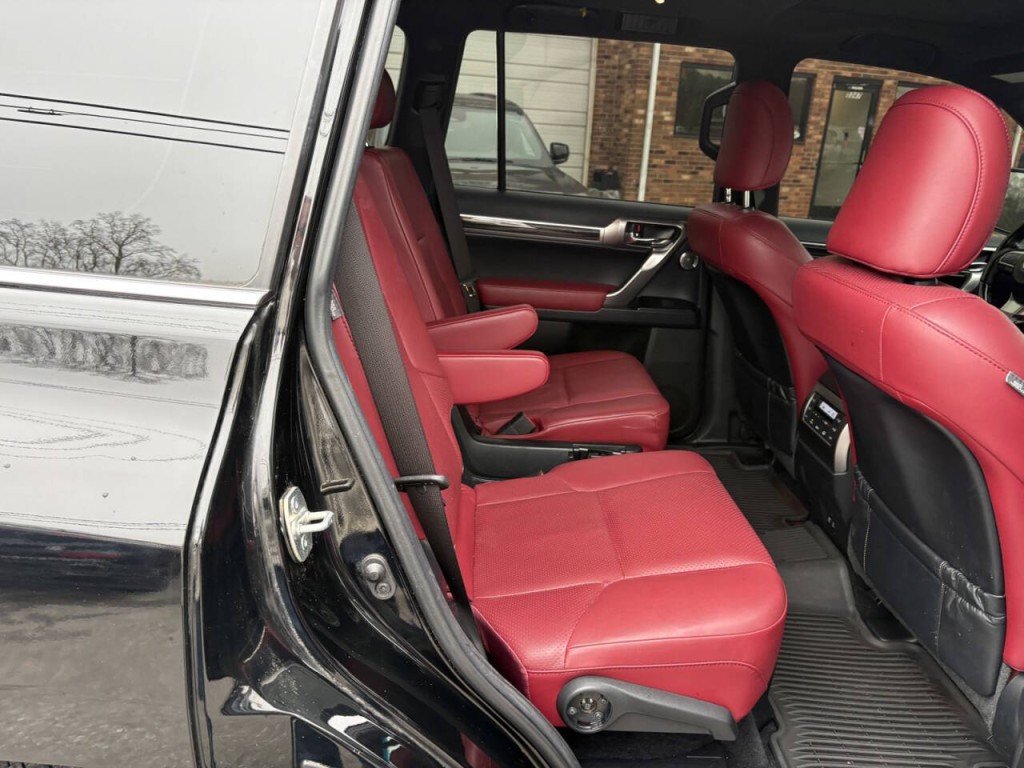 2022 Lexus GX 460 Image 36