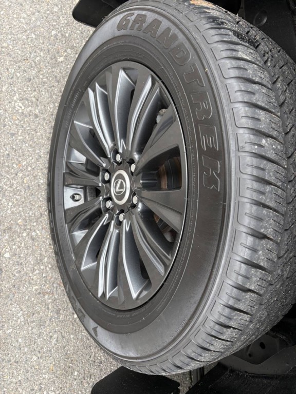 2022 Lexus GX 460 Image 39