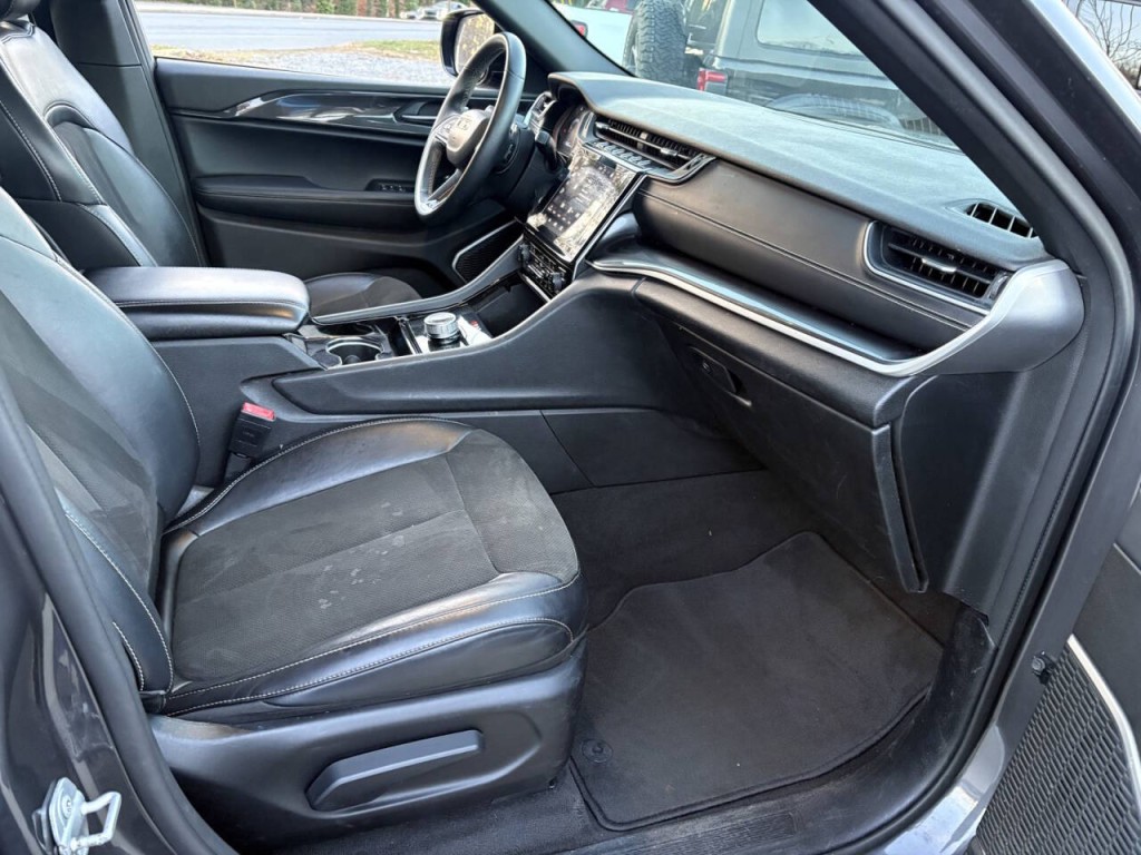 2021 Jeep Grand Cherokee Image 30