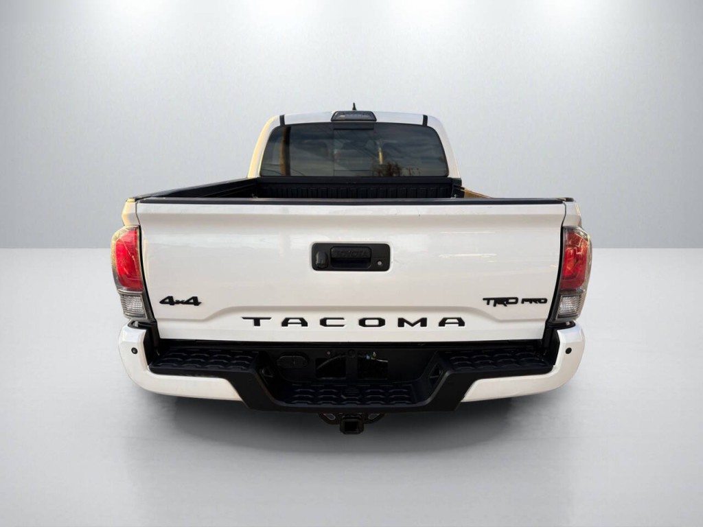2019 Toyota Tacoma Image 8