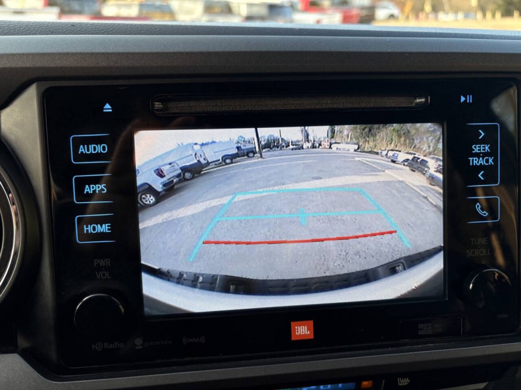 2019 Toyota Tacoma Image 20