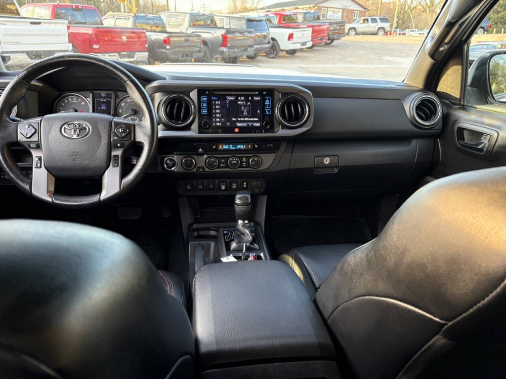 2019 Toyota Tacoma Image 22