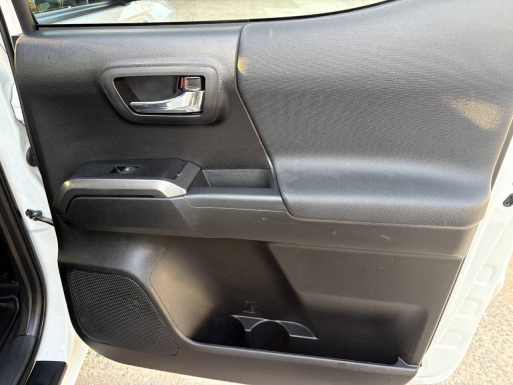 2019 Toyota Tacoma Image 29