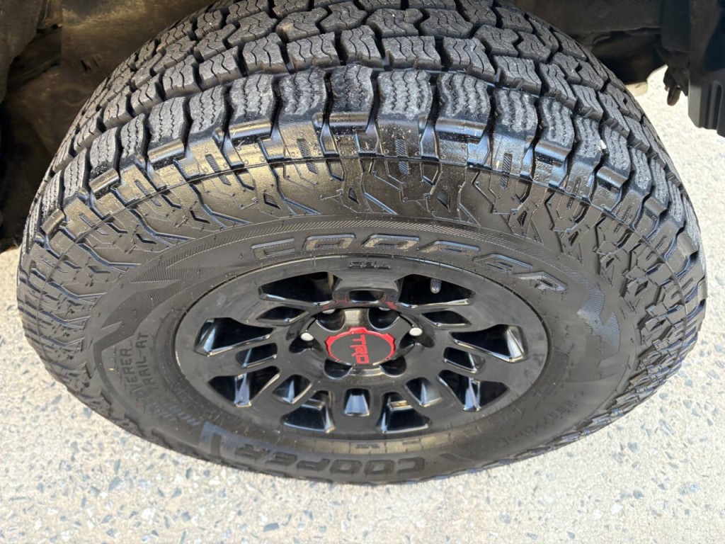 2019 Toyota Tacoma Image 32