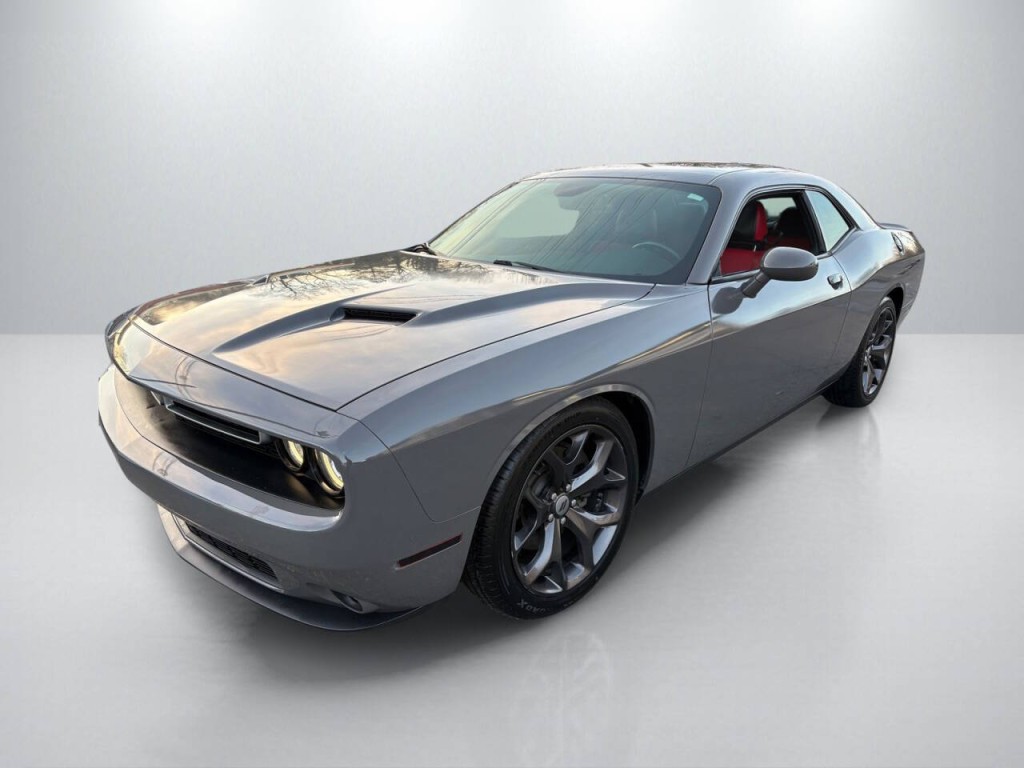 2018 Dodge Challenger Image 3