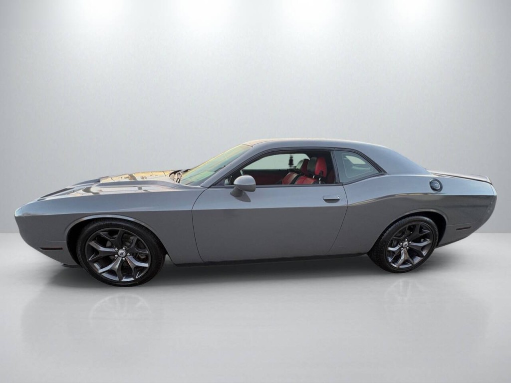2018 Dodge Challenger Image 4