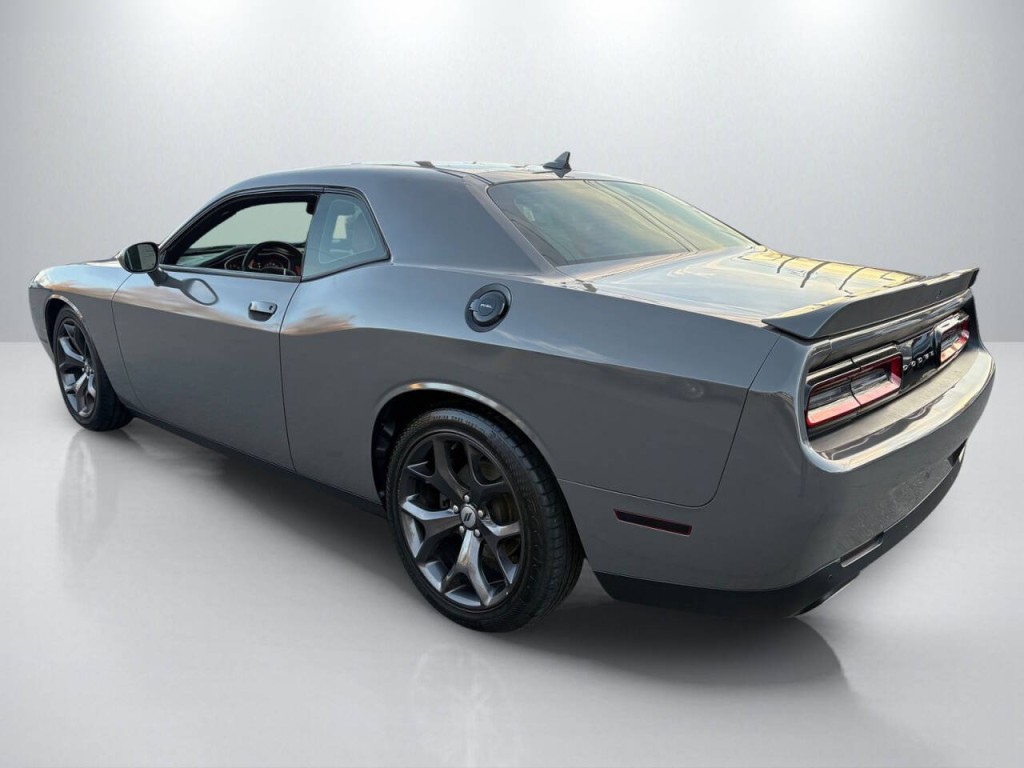 2018 Dodge Challenger Image 5