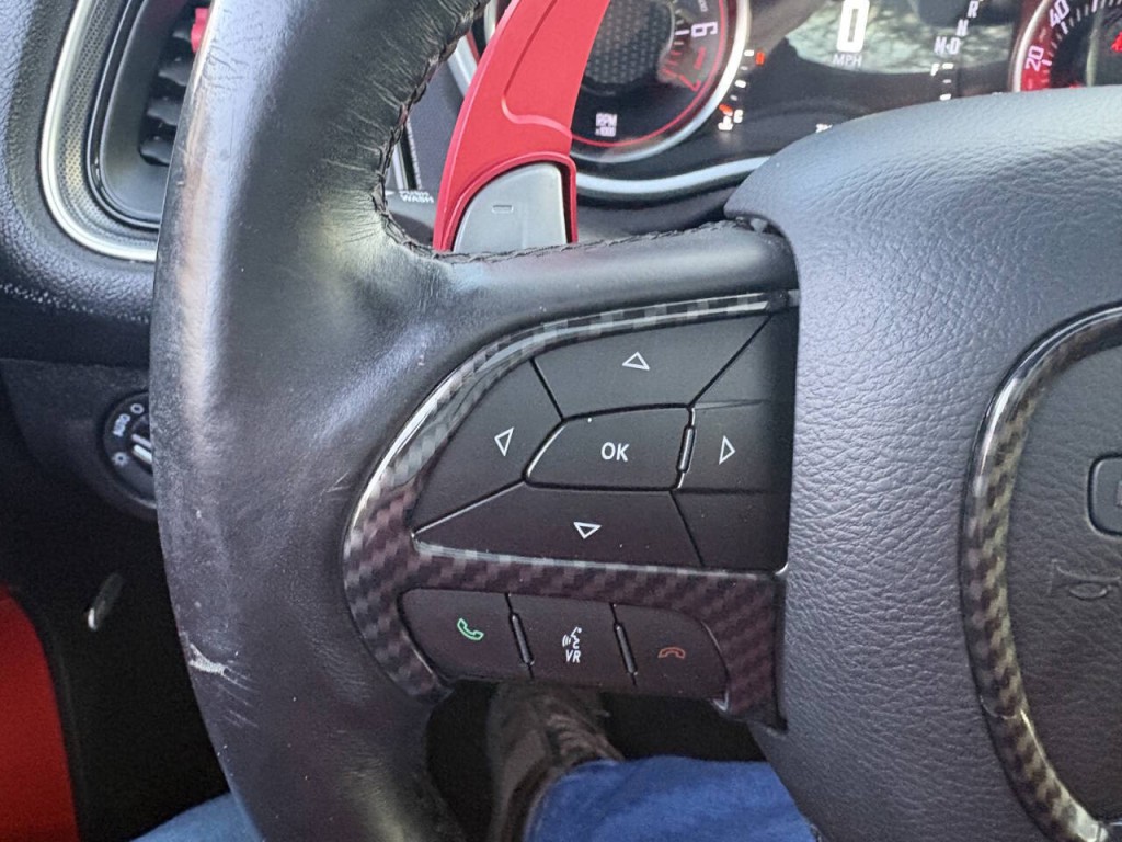 2018 Dodge Challenger Image 17